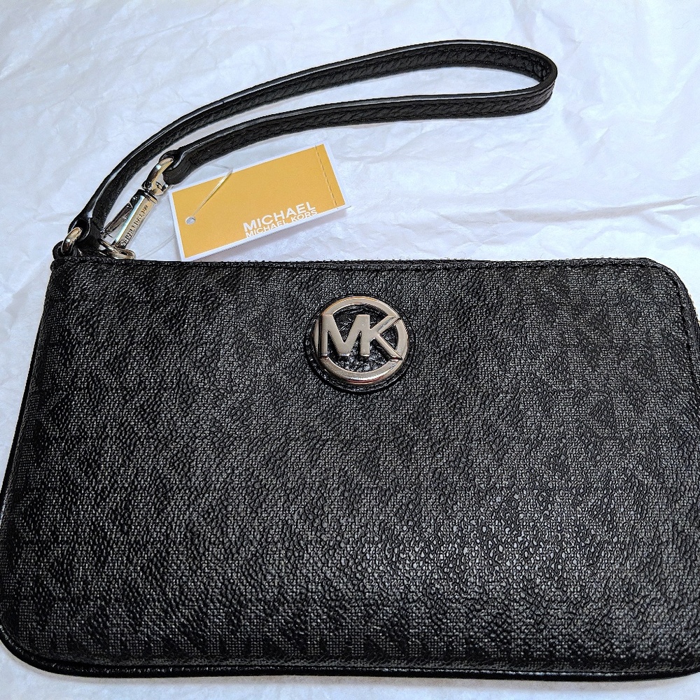 Micheal Kors Wallet